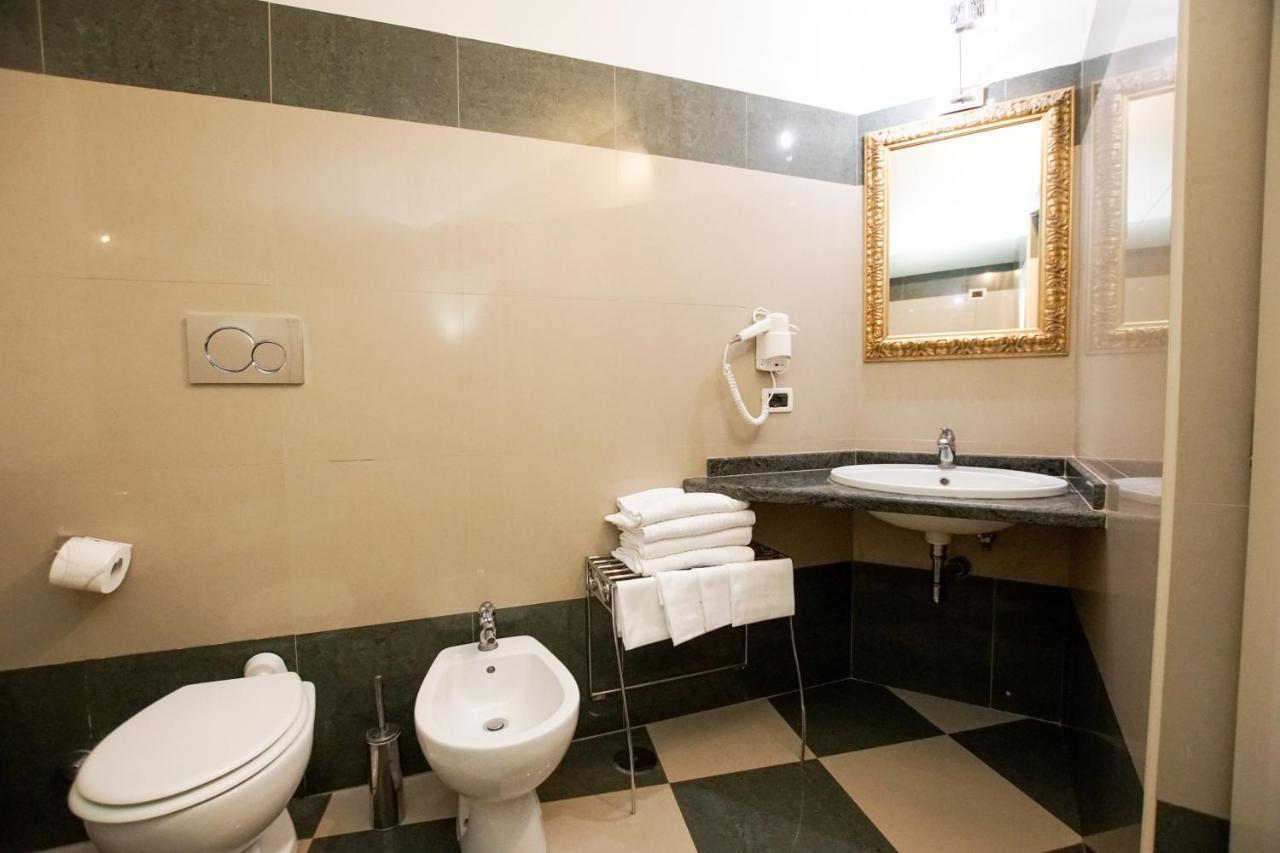 Hotel Giglio Dell'Opera Róma Kültér fotó