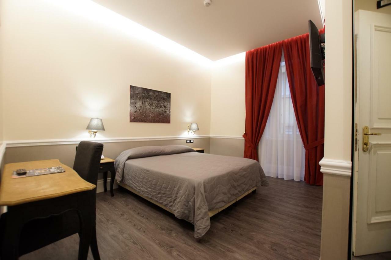 Hotel Giglio Dell'Opera Róma Kültér fotó