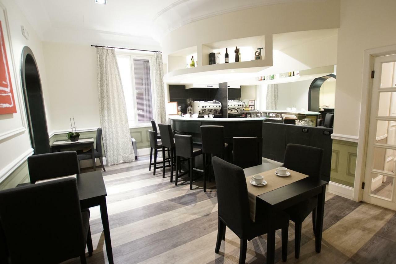 Hotel Giglio Dell'Opera Róma Kültér fotó