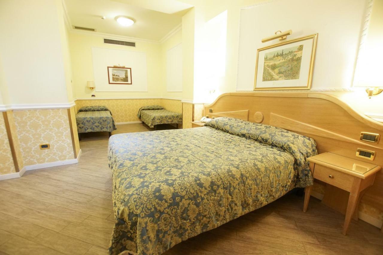 Hotel Giglio Dell'Opera Róma Kültér fotó