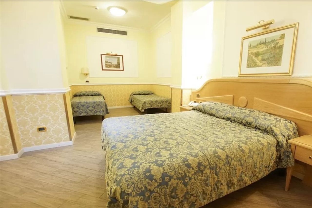 Hotel Giglio Dell'Opera Róma Kültér fotó
